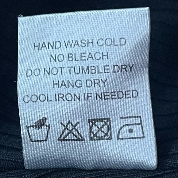 Privacy Please x REVOLVE Macy Crop Top - Picture 7 of 7